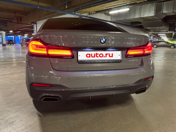 2022 BMW 5 серии 520d xDrive VII (G30/G31/G38) Рестайлинг, серый, 4400000 рублей - вид 12
