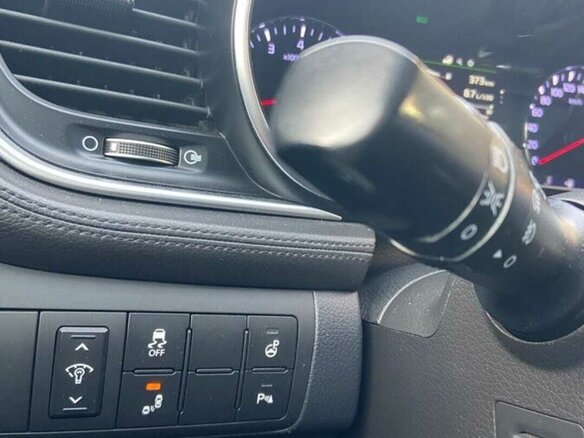2015 Kia Optima III Рестайлинг, серый, 1750000 рублей - вид 15