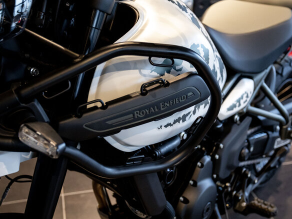 2025 Royal Enfield Himalayan, белый, 610000 рублей - вид 11