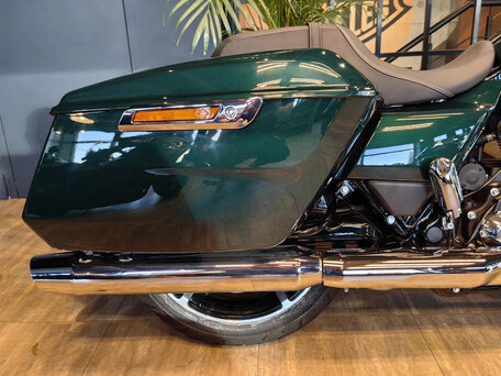 2024 Harley-Davidson Road Glide Special, зелёный, 3550000 рублей, вид 3