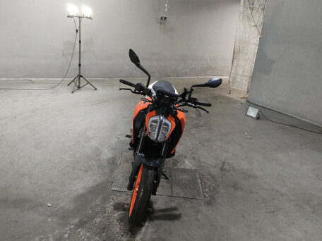 2017 KTM 390 Duke, оранжевый, 305000 рублей, вид 2