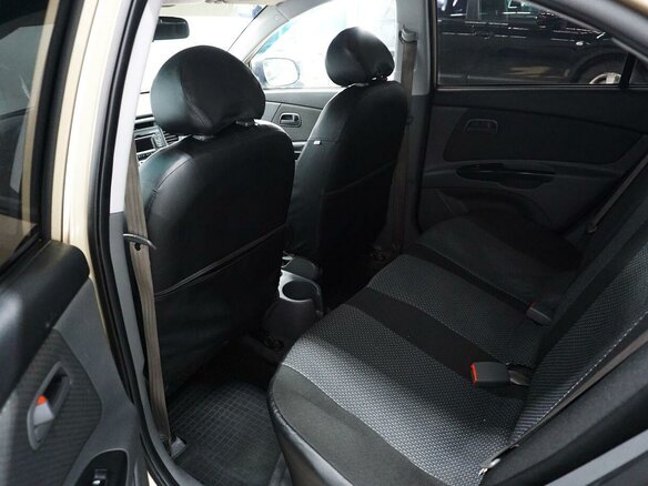 2009 Kia Rio II Рестайлинг, бежевый - вид 13