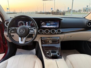 2020 Mercedes-Benz E-Класс 300 V (W213, S213, C238), красный, 3500000 рублей, вид 4