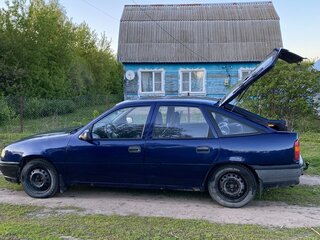 1991 Opel Vectra A, синий, 150000 рублей, вид 4