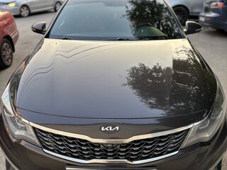 2018 Kia Optima IV Рестайлинг, коричневый, 2050000 рублей, вид 1