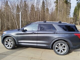 2019 Ford Explorer VI, серый, 3900000 рублей, вид 4