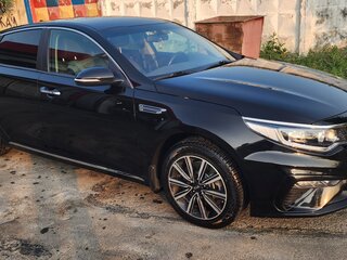 2019 Kia Optima IV Рестайлинг, чёрный, 1898000 рублей, вид 1