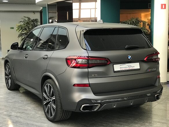 2019 BMW X5 M50d IV (G05/G18), белый - вид 1