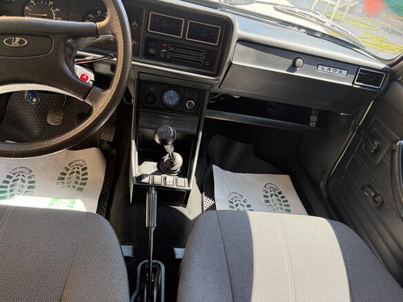 2010 Lada (ВАЗ) 2107, белый, 990000 рублей - вид 17