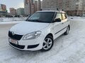 2013 Skoda Fabia II Рестайлинг, белый - вид 2