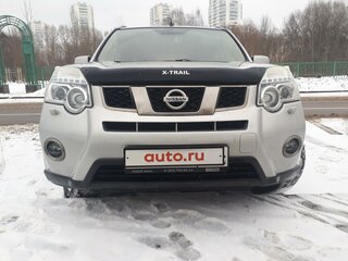 2011 Nissan X-Trail II Рестайлинг, серебристый, 1200000 рублей, вид 1