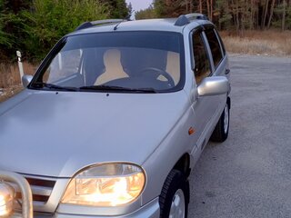 2003 Chevrolet Niva I, серебристый, 480000 рублей, вид 1