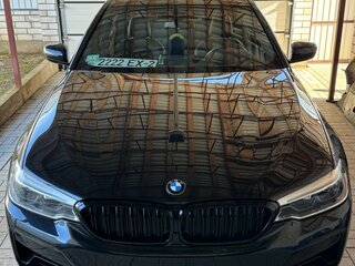 2019 BMW 5 серии 530i xDrive VII (G30/G31/G38), чёрный, 4200000 рублей, вид 3