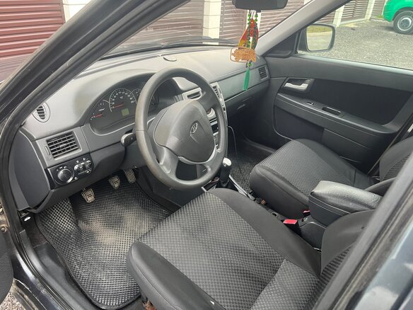 2012 Lada (ВАЗ) Priora I, серый, 180000 рублей - вид 2