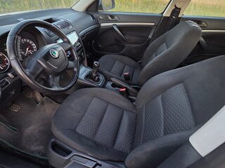2013 Skoda Octavia II (A5) Рестайлинг, белый, 490000 рублей, вид 5