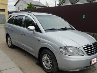 2011 SsangYong Rodius I Рестайлинг, серебристый, 1500000 рублей, вид 2