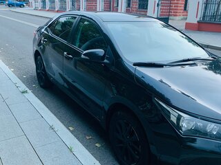 2014 Toyota Corolla XI (E160, E170, E180), чёрный, 1000000 рублей, вид 2