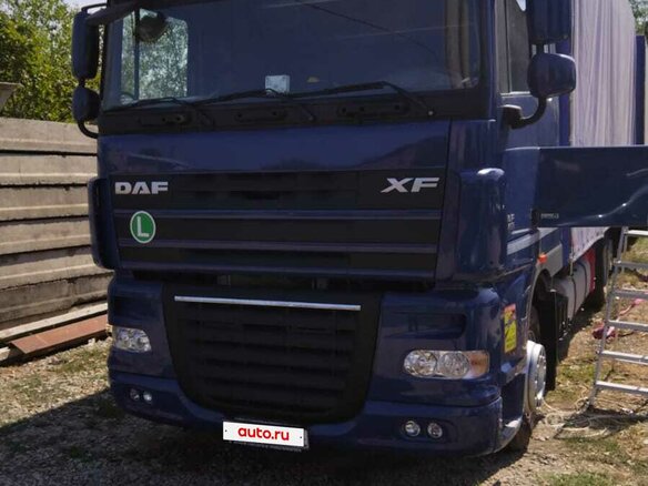 2006 DAF XF 105, синий, 3900000 рублей - вид 4