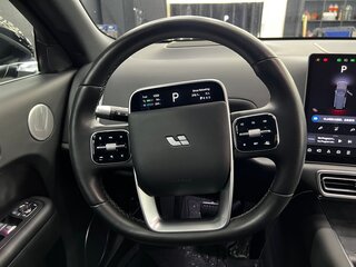 2024 Li Auto (Lixiang) L9 44.5 kWh I, чёрный, 6600000 рублей, вид 4
