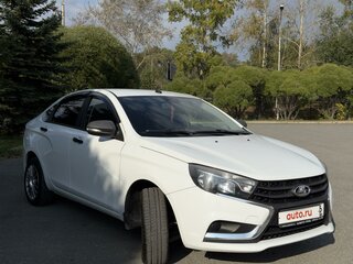2017 Lada (ВАЗ) Vesta I, белый, 900000 рублей, вид 3