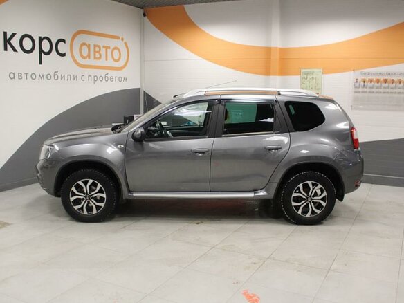 2016 Nissan Terrano III (D10), серый - вид 1