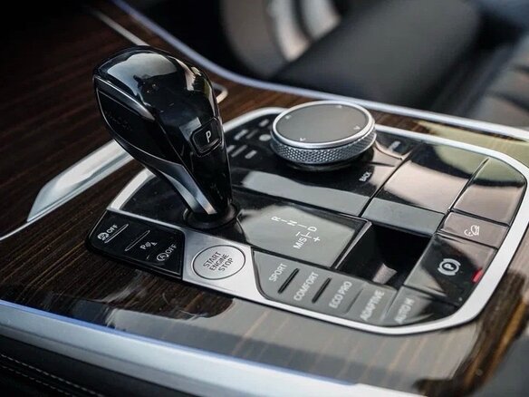 2020 BMW X5 25d IV (G05/G18), белый, 5300000 рублей - вид 13