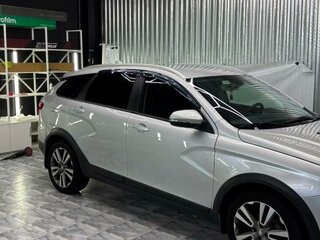 2018 Lada (ВАЗ) Vesta SW Cross I, серебристый, 930000 рублей, вид 3