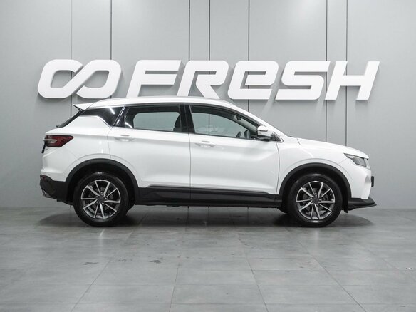 2022 Geely Coolray I, белый, 1630000 рублей - вид 4
