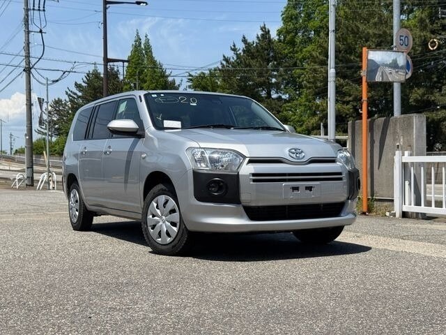 Открыть фотографии: Toyota Probox I Рестайлинг