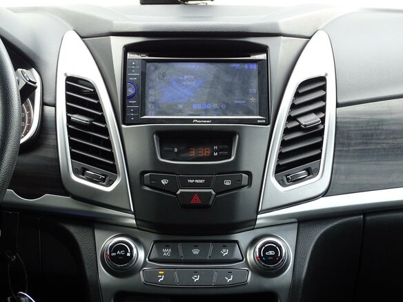 2014 SsangYong Actyon II Рестайлинг, серебристый - вид 14
