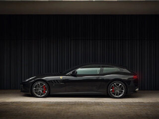 2017 Ferrari GTC4Lusso T, чёрный, 19500000 рублей, вид 3
