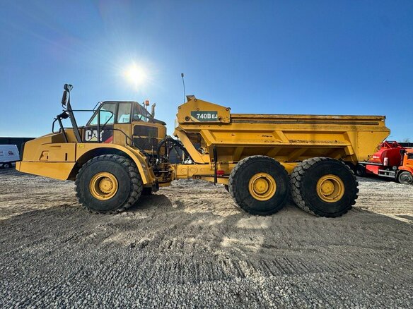 2013 Caterpillar 740, золотистый, 21575000 рублей - вид 5