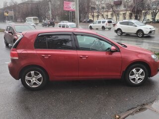 2011 Volkswagen Golf VI, красный, 970000 рублей, вид 4
