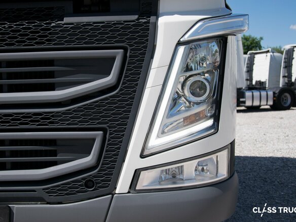 2017 Volvo FH, белый - вид 5