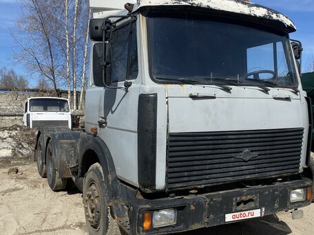 2003 МАЗ 64220, белый, 375000 рублей, вид 1