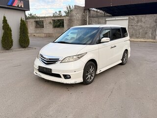 2004 Honda Elysion I, белый, 950000 рублей, вид 1
