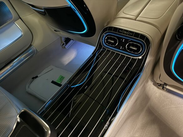 2026 Mercedes-Benz Maybach S-Класс 580 II (Z223) Рестайлинг, чёрный, 37120000 рублей - вид 14