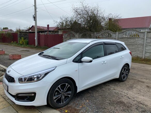 2015 Kia Ceed II Рестайлинг, белый