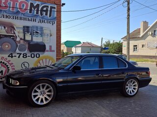1995 BMW 7 серии 728i III (E38), чёрный, 950000 рублей, вид 3