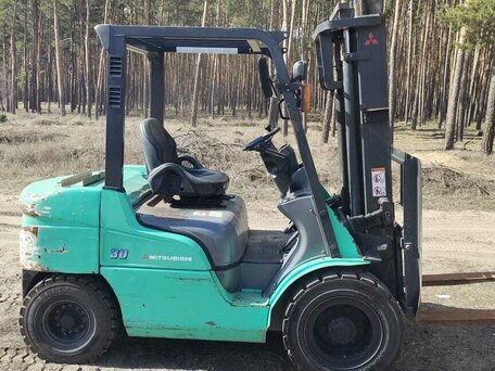2008 Mitsubishi FG30NT, 750000 рублей, вид 1