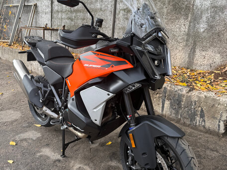 2026 KTM 1390 Super Adventure S Evo, оранжевый, 2750000 рублей, вид 2