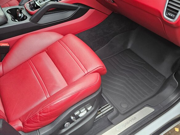 2019 Porsche Cayenne III, белый, 9999999 рублей - вид 13