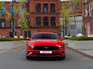 2021 Ford Mustang VI Рестайлинг, красный, 4500000 рублей, вид 5