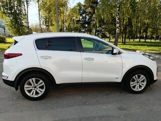 2017 Kia Sportage IV, белый, 1850000 рублей, вид 3