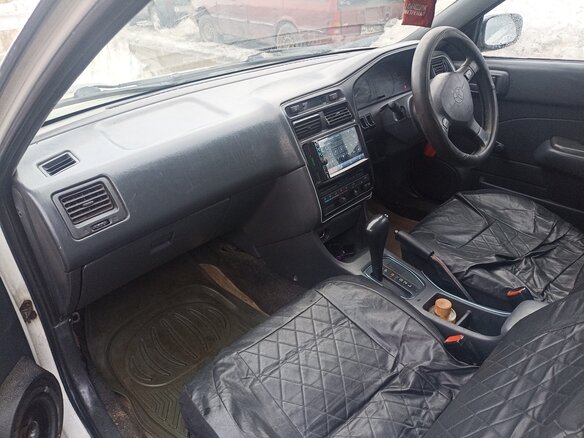 1999 Toyota Caldina I Рестайлинг, белый, 280000 рублей - вид 11