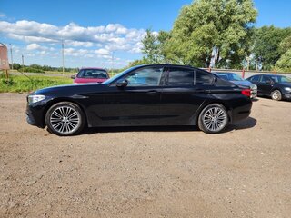 2019 BMW 5 серии 520d VII (G30/G31/G38), чёрный, 3000000 рублей, вид 3