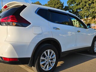 2021 Nissan X-Trail III Рестайлинг, белый, 2450000 рублей, вид 5
