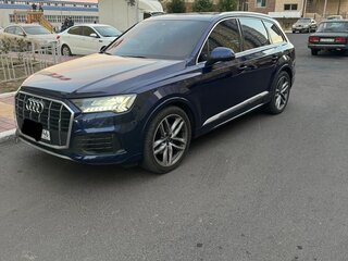 2021 Audi Q7 45 TDI II (4M) Рестайлинг, синий, 8500000 рублей, вид 1