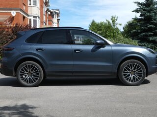 2019 Porsche Cayenne III, голубой, 5750000 рублей, вид 5