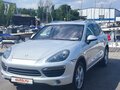 2010 Porsche Cayenne S II (958), серебристый